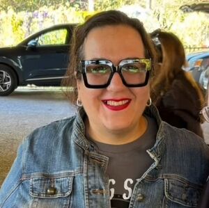 Meet your Posher, Angela